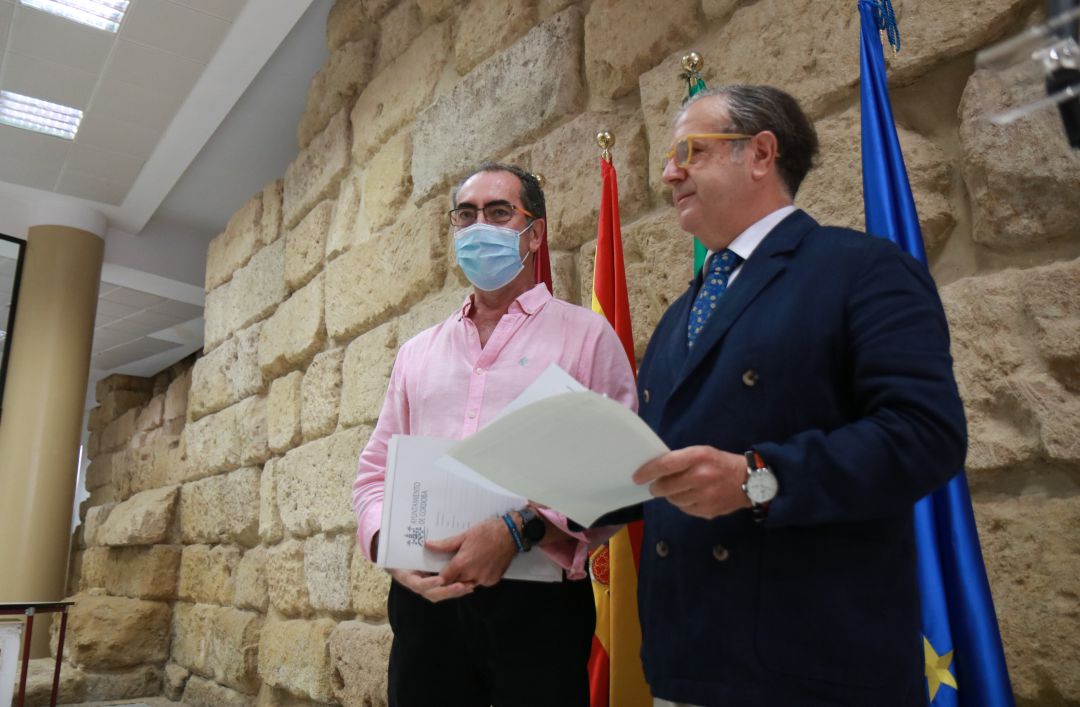 Salvador Fuentes y Antonio Álvarez Salvador Fuentes y Antonio Álvarez