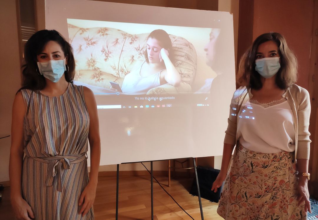Amada Santos y Eva Funes han presentado los tres spots de video que se han creado para generar conciencia social sobre el tremendo problema de la violencia de género Amada Santos y Eva Funes han presentado los tres spots de video que se han creado para generar conciencia social sobre el tremendo problema de la violencia de género