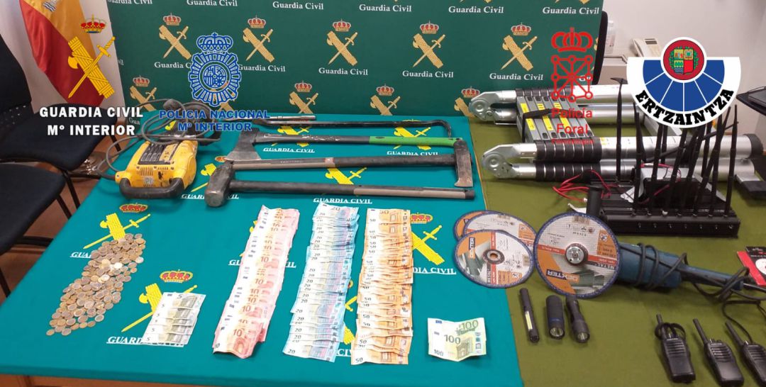 Desmantelado un grupo criminal que asaltaba empresas por el procedimiento del butrón Desmantelado un grupo criminal que asaltaba empresas por el procedimiento del butrón