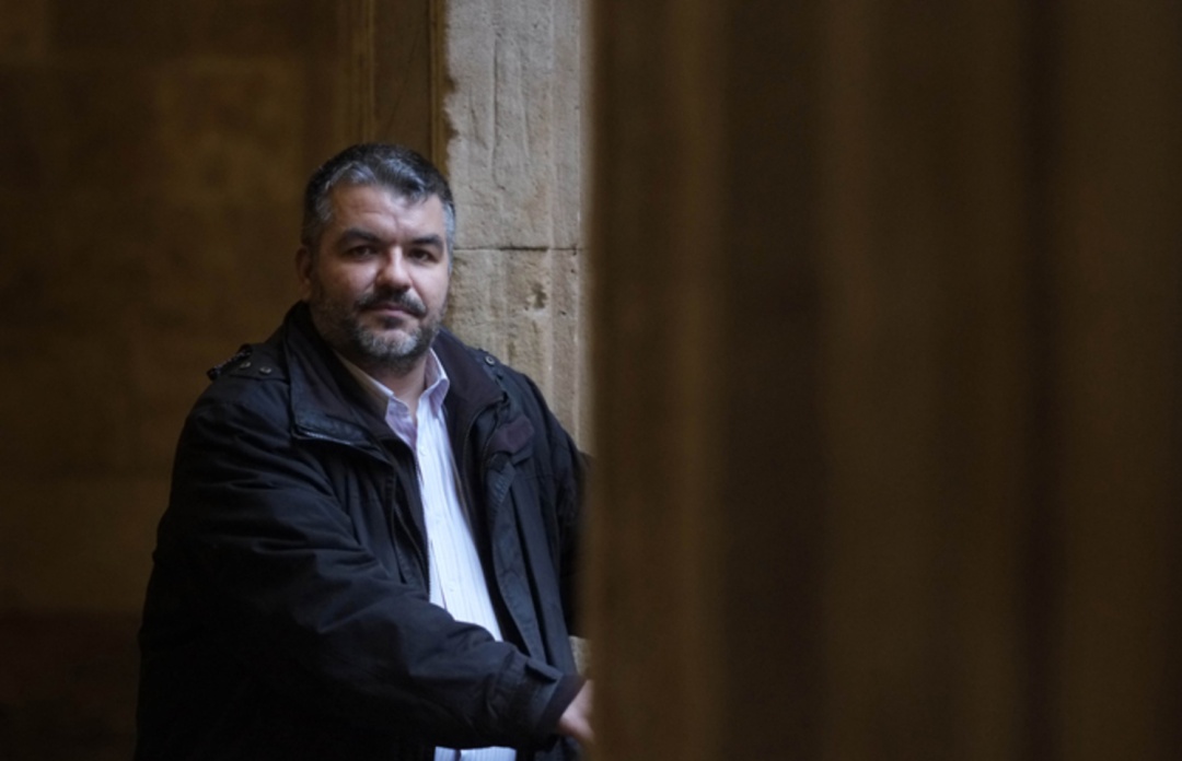 Guillermo Fouce es presidente de la Fundación 'Psicología Sin Fronteras' y, a pesar de que perdió a sus dos padres a causa de la Covid-19 durante el confinamiento, continuó colaborando con 'A Vivir...' y asesorando a los oyentes de la Cadena SER en materia psicológica Guillermo Fouce es presidente de la Fundación 'Psicología Sin Fronteras' y, a pesar de que perdió a sus dos padres a causa de la Covid-19 durante el confinamiento, continuó colaborando con 'A Vivir...' y asesorando a los oyentes de la Cadena SER en materia psicológica