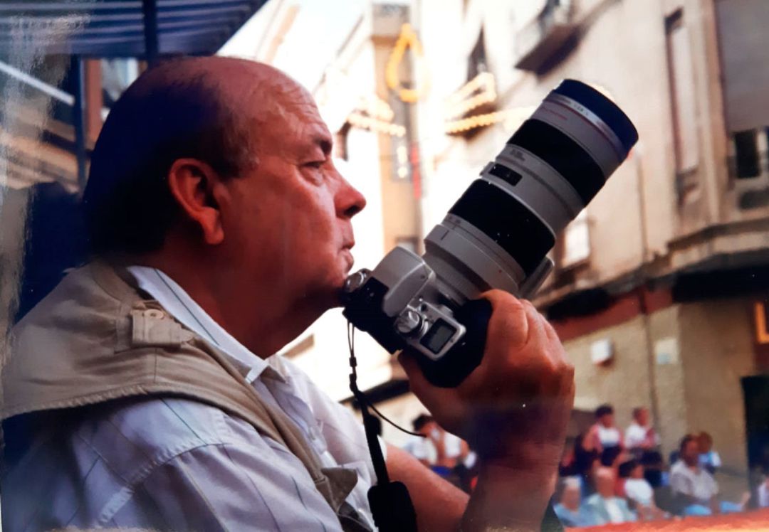 Ha fallecido Juan Cruces, un gran fotógrafo y una mejor persona Ha fallecido Juan Cruces, un gran fotógrafo y una mejor persona