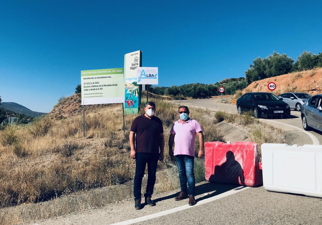 De izquierda a derecha, el alcalde de Bélmez de la Moraleda, Pedro Justicia, y el diputado de Infraestructuras Municipales, José Castro. De izquierda a derecha, el alcalde de Bélmez de la Moraleda, Pedro Justicia, y el diputado de Infraestructuras Municipales, José Castro.