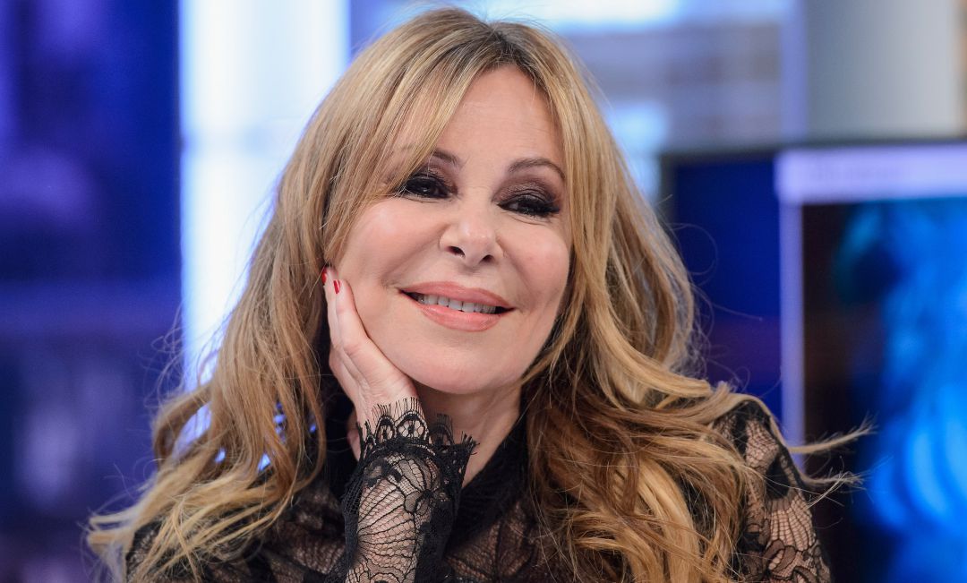 Ana Obregón publica el último mensaje que su hijo Aless Lequio escribió en su móvil antes de fallecer a causa de un cáncer. Ana Obregón publica el último mensaje que su hijo Aless Lequio escribió en su móvil antes de fallecer a causa de un cáncer.