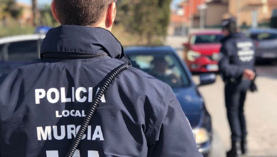 La Policía Local de Murcia dispondrá de nuevo material de atestados y nuevo vestuario La Policía Local de Murcia dispondrá de nuevo material de atestados y nuevo vestuario