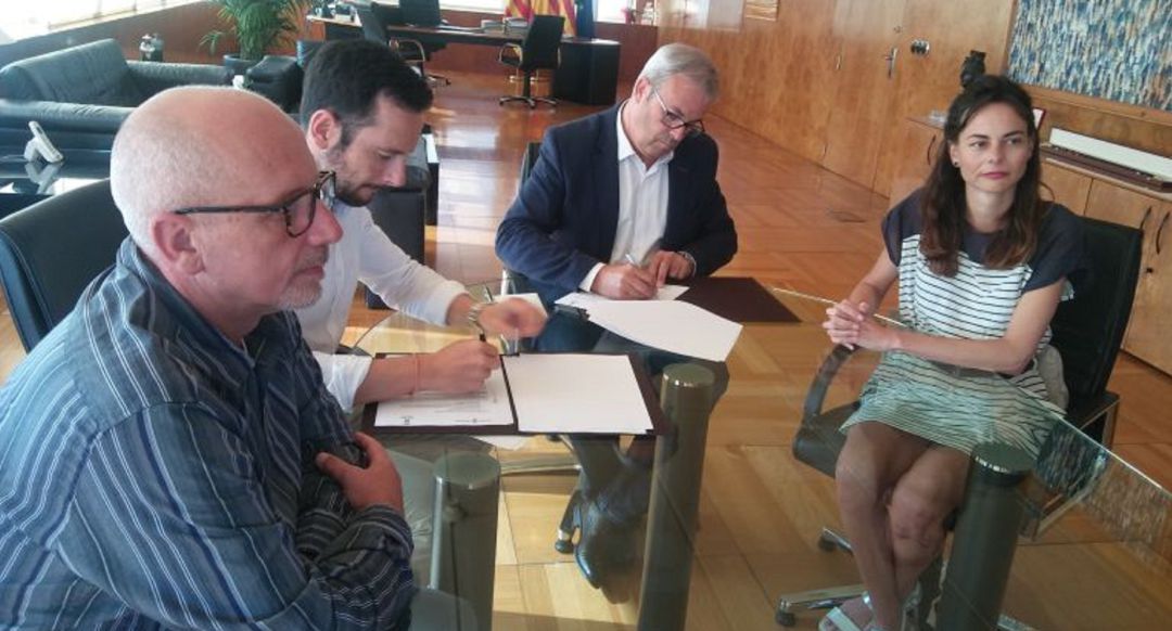 Imagen de archivo de la firma del convenio des Gorg en la pasada legislatura Imagen de archivo de la firma del convenio des Gorg en la pasada legislatura