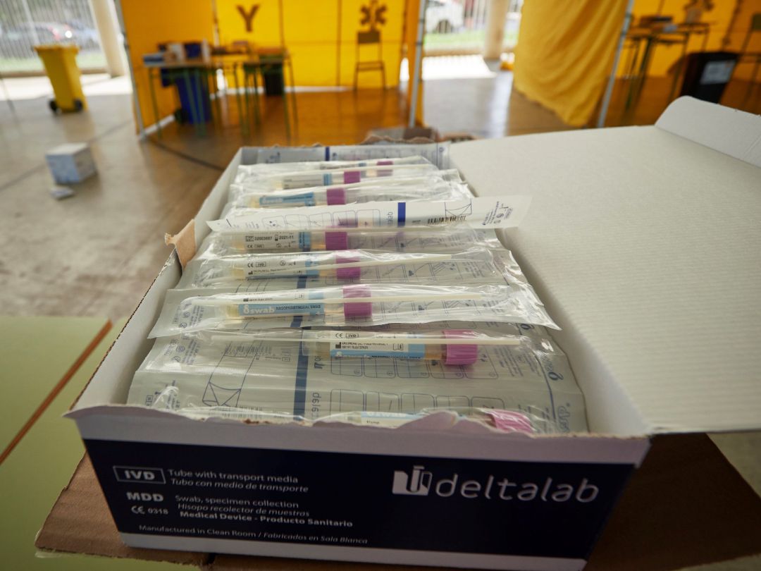 Material dispuesto para realizar PCR de diagnóstico de Covid-19. Material dispuesto para realizar PCR de diagnóstico de Covid-19.