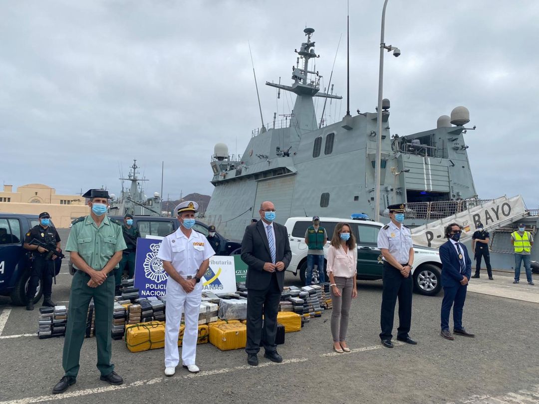 El BAM 'Rayo', buque de la Armada, en la Base Naval de Las Palmas de Gran Canaria El BAM 'Rayo', buque de la Armada, en la Base Naval de Las Palmas de Gran Canaria
