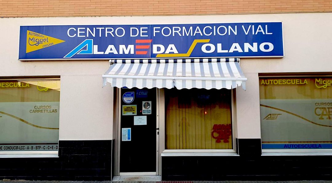 Una autoescuela de Cádiz Una autoescuela de Cádiz
