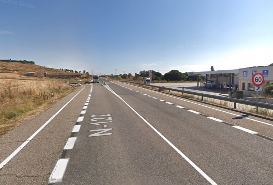 La Nacional 122 en un tramo del término municipal de Fuentecén cercano al lugar del sinietro. La Nacional 122 en un tramo del término municipal de Fuentecén cercano al lugar del sinietro.