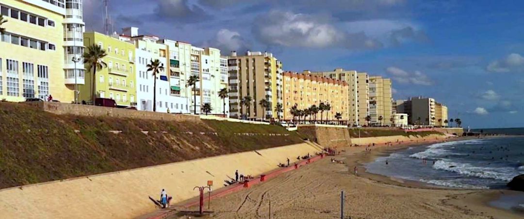Playa Santa Maria del Mar en una imagen de archivo Playa Santa Maria del Mar en una imagen de archivo