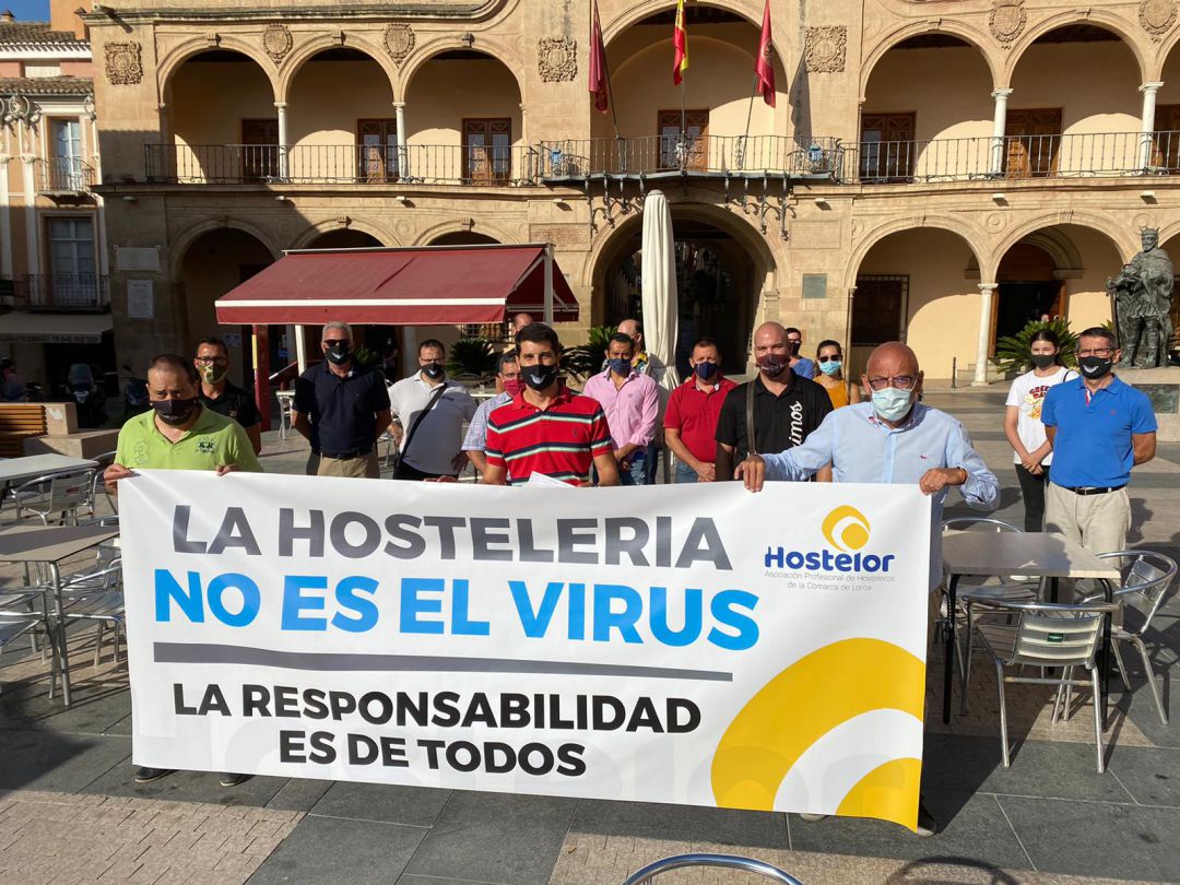 "La hostelería no es el virus. La responsabilidad es de todos" "La hostelería no es el virus. La responsabilidad es de todos"