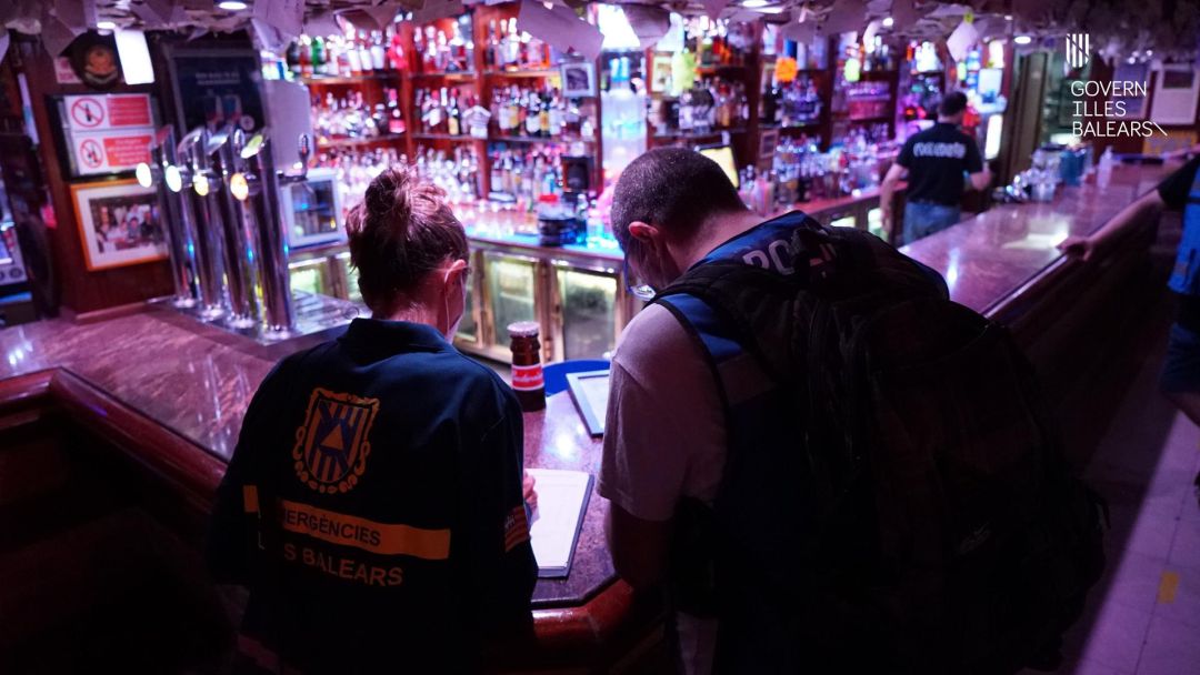 Inspección en un local nocturno Inspección en un local nocturno