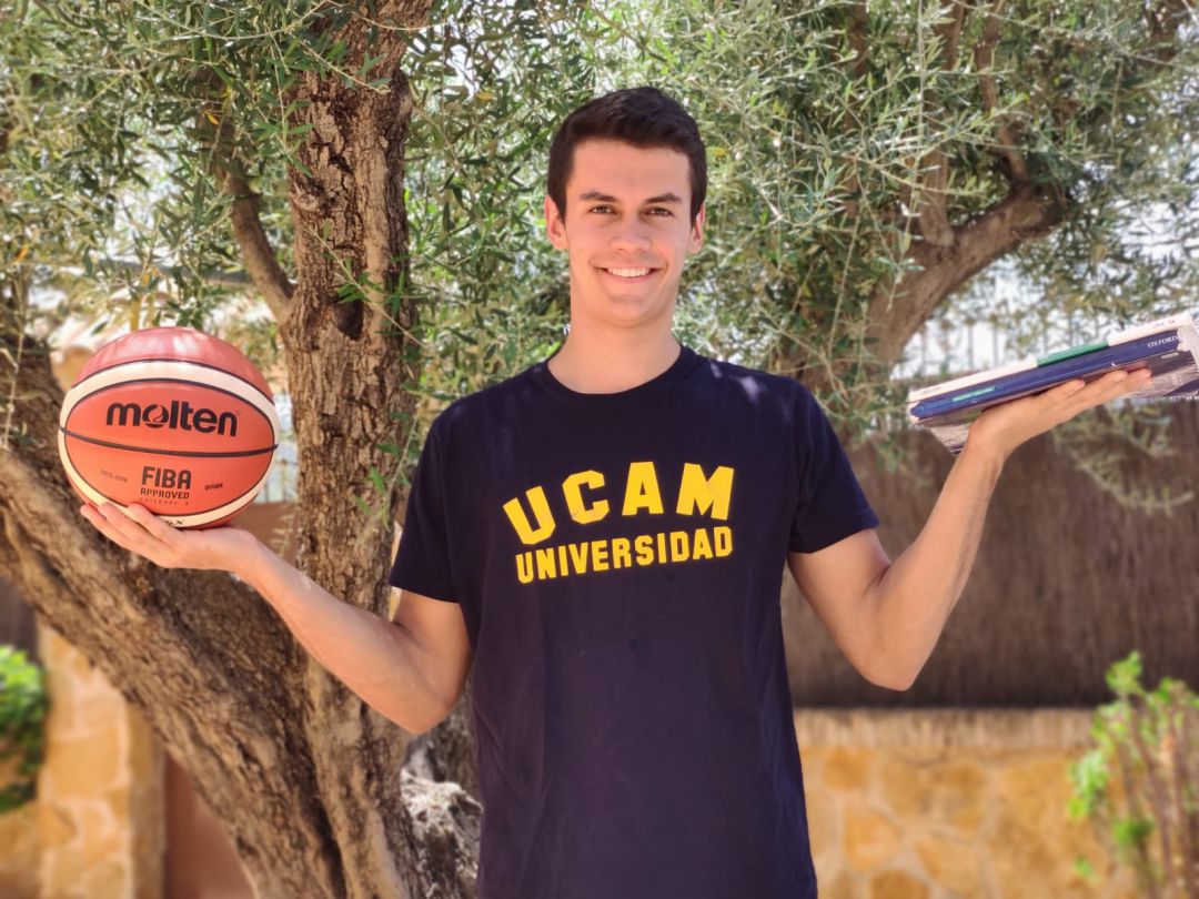 Ginés Carrillo: excelencia académica y deportiva Ginés Carrillo: excelencia académica y deportiva