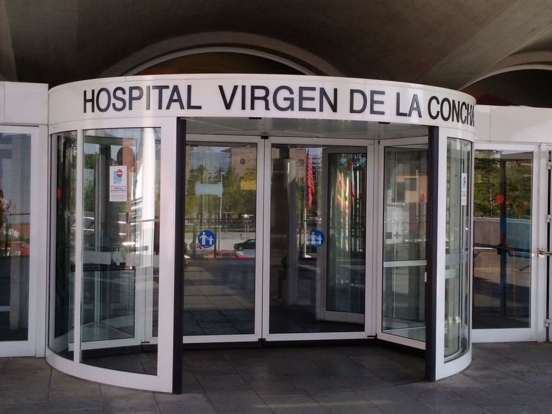 Entrada del hospital Virgen de la Concha Entrada del hospital Virgen de la Concha