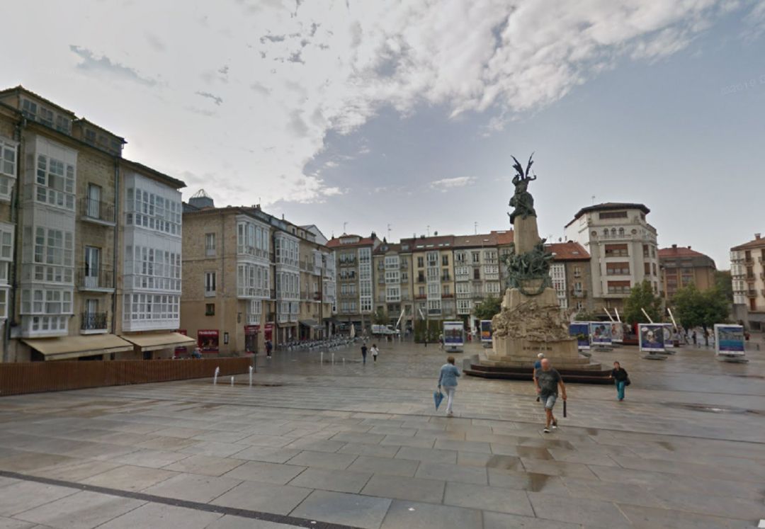 Plaza de la Virgen Blanca en Vitoria-Gasteiz Plaza de la Virgen Blanca en Vitoria-Gasteiz