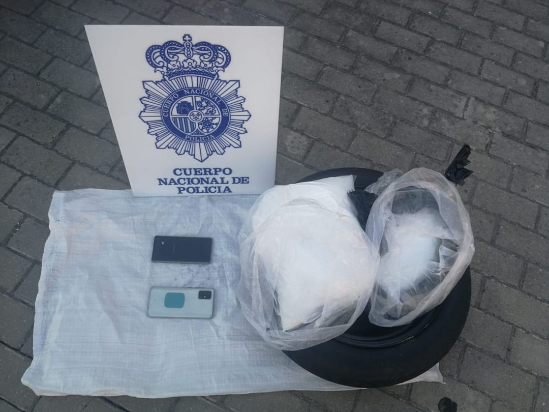 El vehículo fue interceptado en Irún y la Policía le dio el alto en Burgos El vehículo fue interceptado en Irún y la Policía le dio el alto en Burgos