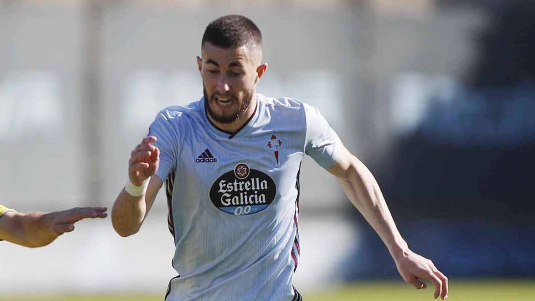El nuevo centrocampista blanquiazul firma por tres temporadas El nuevo centrocampista blanquiazul firma por tres temporadas