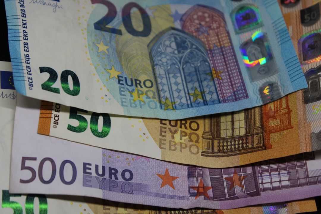 Billetes de 20, 50 y 500 euros, en una imagen de archivo Billetes de 20, 50 y 500 euros, en una imagen de archivo