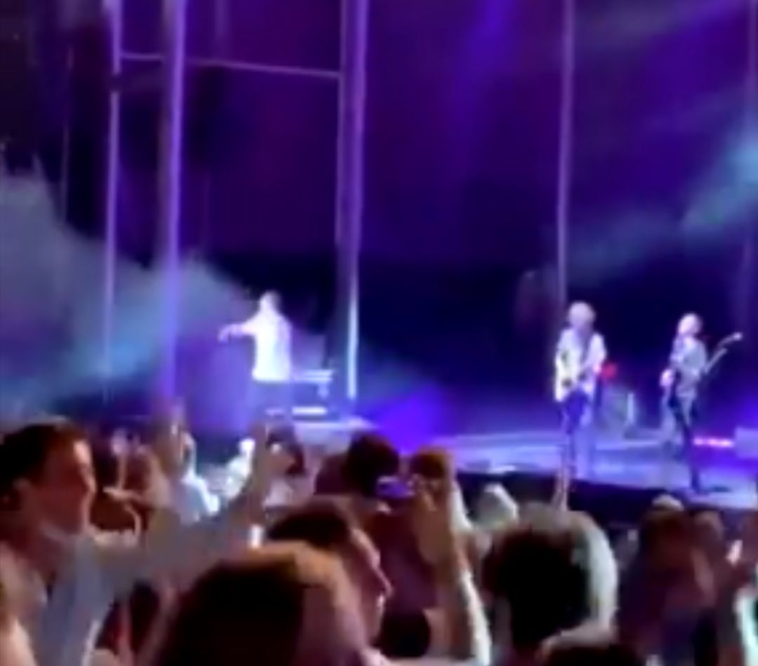 Asistentes al concierto de Taburete sin cumplir medidas sanitarias. Asistentes al concierto de Taburete sin cumplir medidas sanitarias.