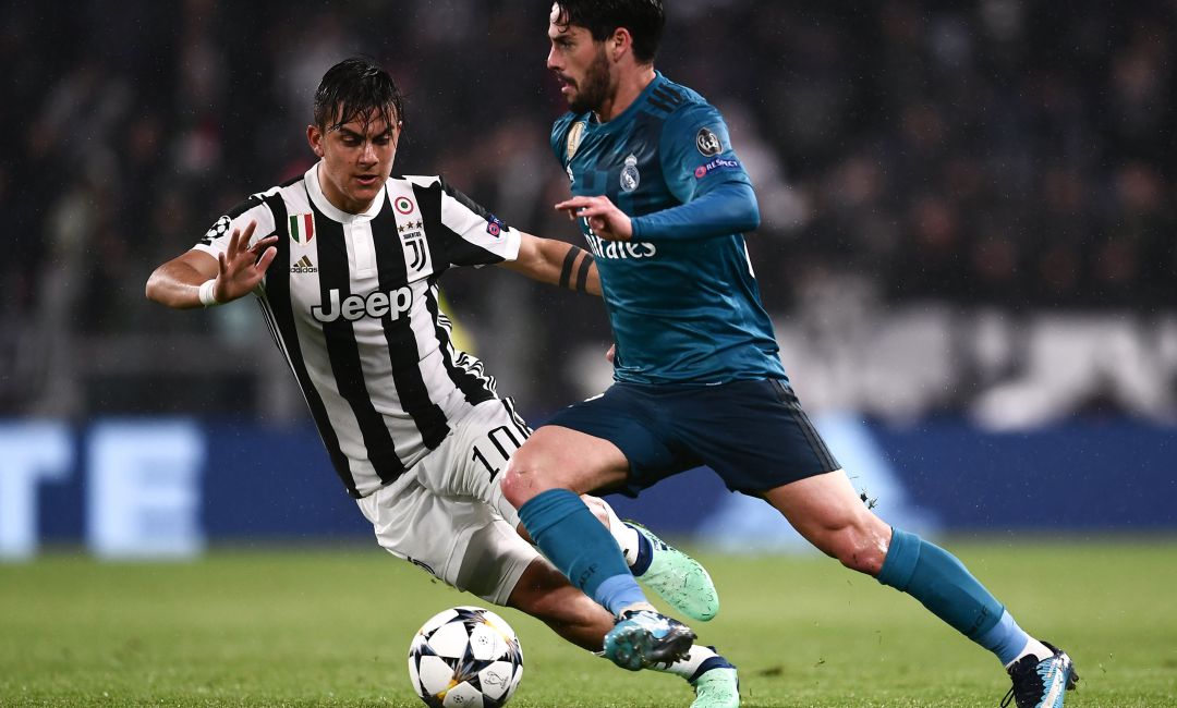 Paulo Dybala e Isco, en un partido entre la Juventus y el Real Madrid. Paulo Dybala e Isco, en un partido entre la Juventus y el Real Madrid.