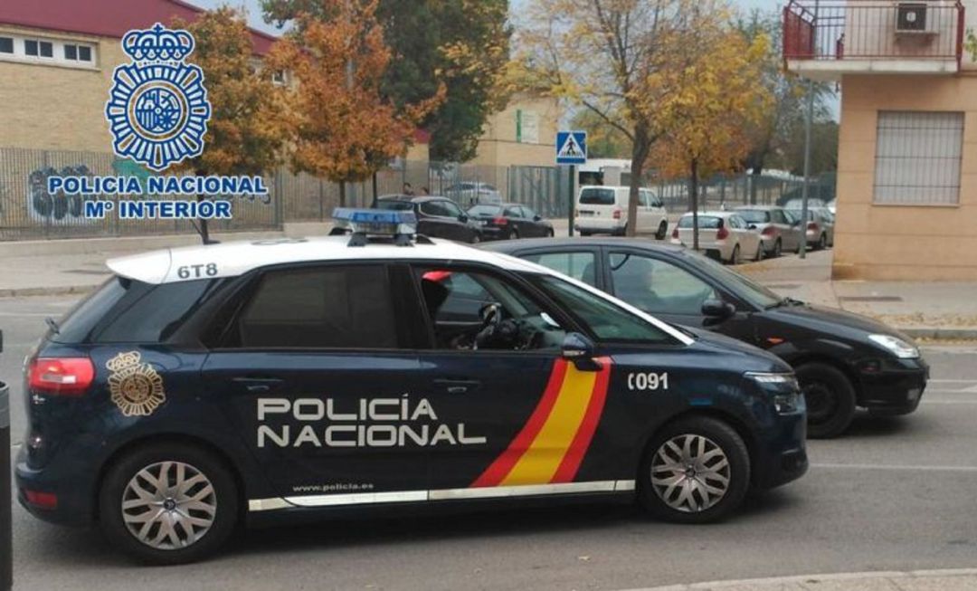 Un vehículo de Policía Nacional. Un vehículo de Policía Nacional.