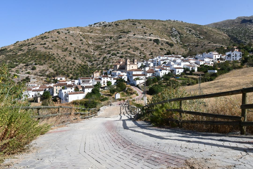 Imagen del tramo que se esta rehabilitando Imagen del tramo que se esta rehabilitando