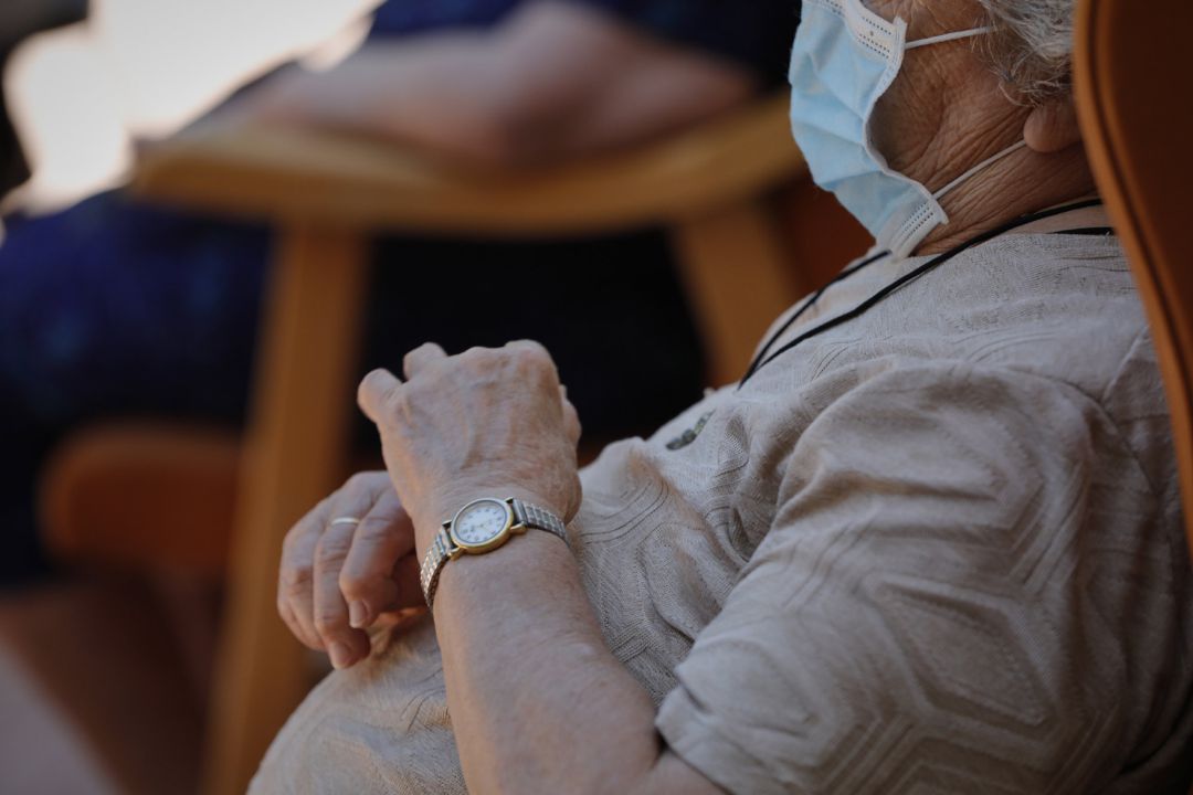 Imagen de una anciana en una residencia, los más vulnearables de la pandemia Imagen de una anciana en una residencia, los más vulnearables de la pandemia