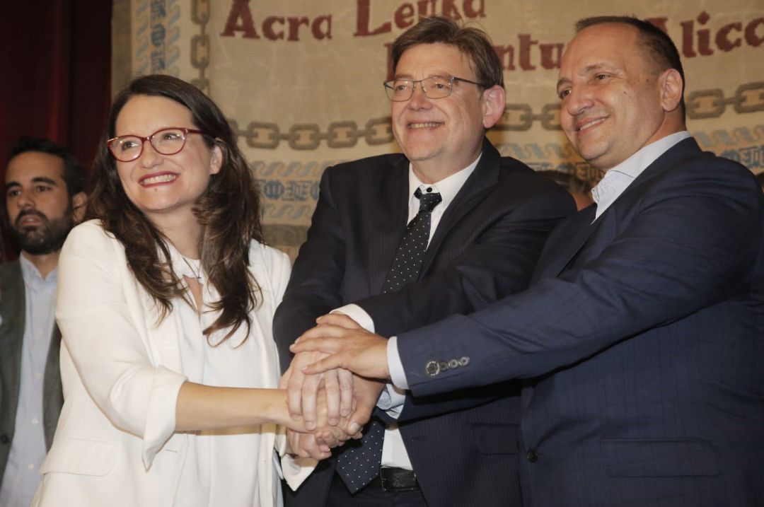 Mónica Oltra, Ximo Puig y Rubén Martínez Dalmau firman el Pacte del Botànic II Mónica Oltra, Ximo Puig y Rubén Martínez Dalmau firman el Pacte del Botànic II