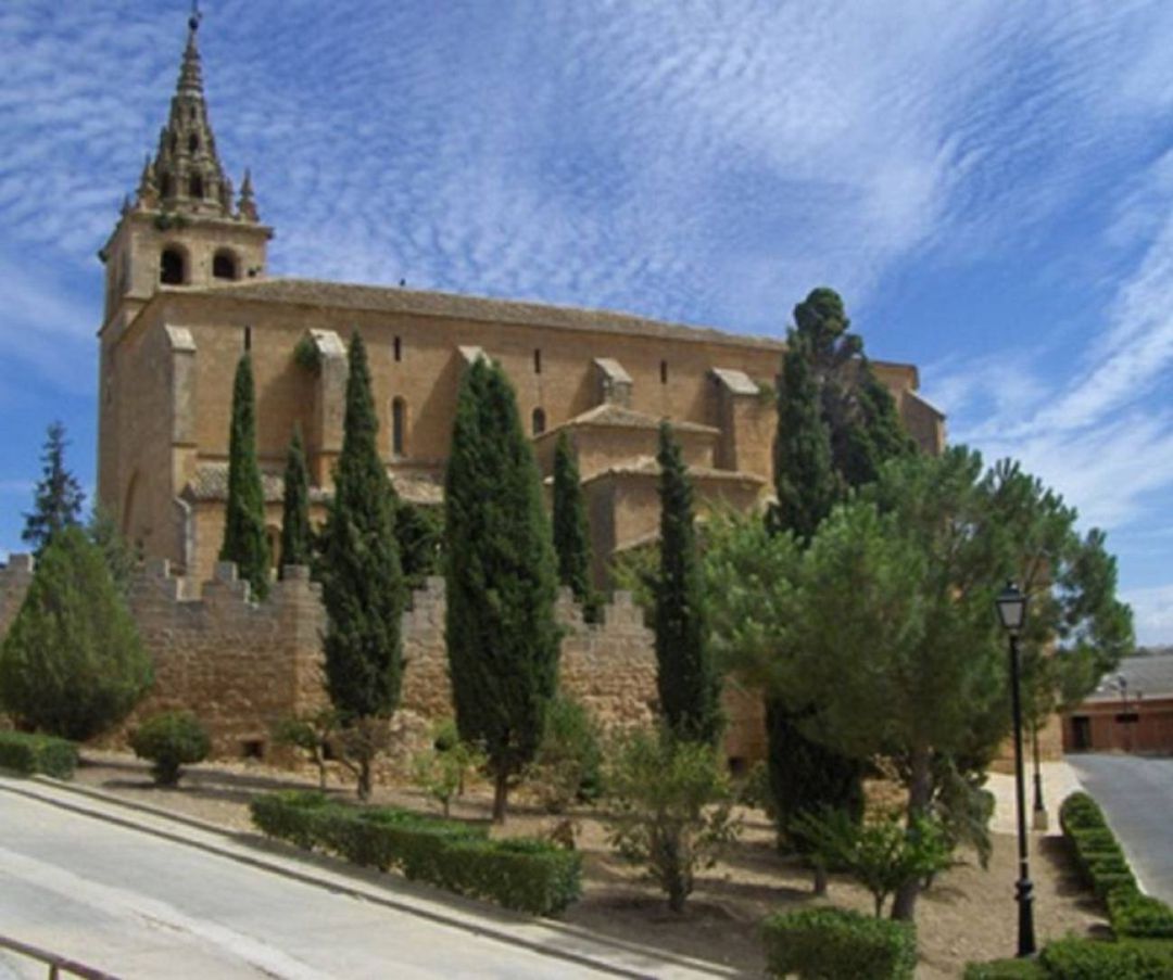 Foto de archivo de la Basílica de Villanueva de la Jara Foto de archivo de la Basílica de Villanueva de la Jara