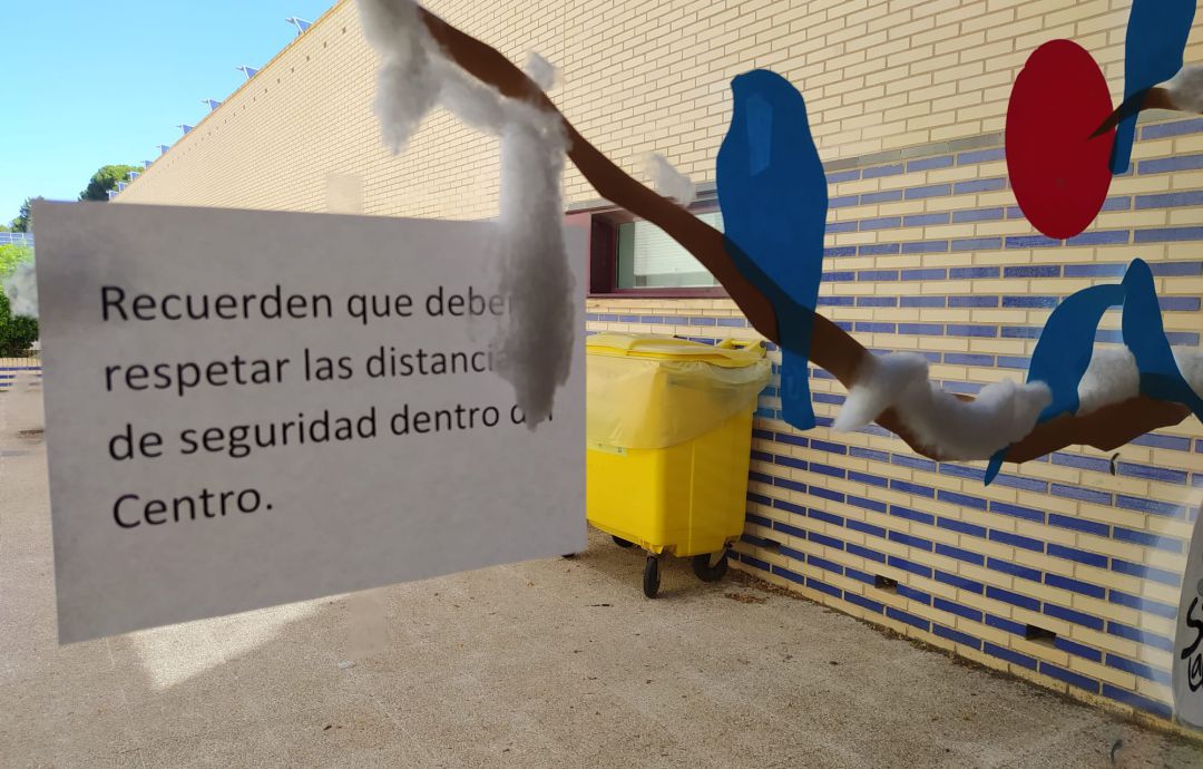 Cartel informativo en el colegio público Gloria Fuertes Cartel informativo en el colegio público Gloria Fuertes