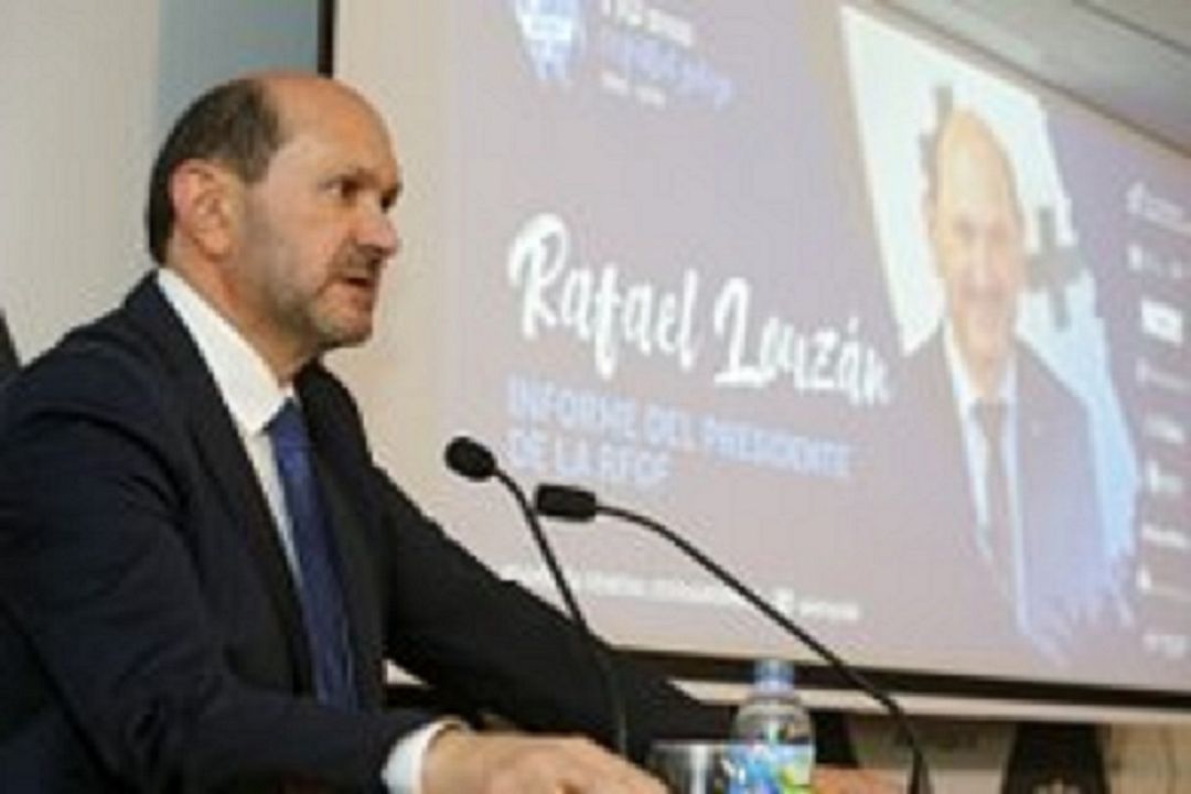 Rafael Louzán, imforma a los clubes gallegos de categoría nacional de la necesidad de un protocolo coordinado entre el CSD y las CCAA y confía que la competición pueda comenzar en el mes de octubre.(foto de archivo) Rafael Louzán, imforma a los clubes gallegos de categoría nacional de la necesidad de un protocolo coordinado entre el CSD y las CCAA y confía que la competición pueda comenzar en el mes de octubre.(foto de archivo)