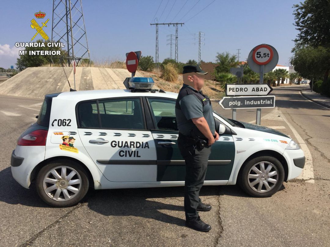 Guardia Civil en Pedro Abad. Guardia Civil en Pedro Abad.