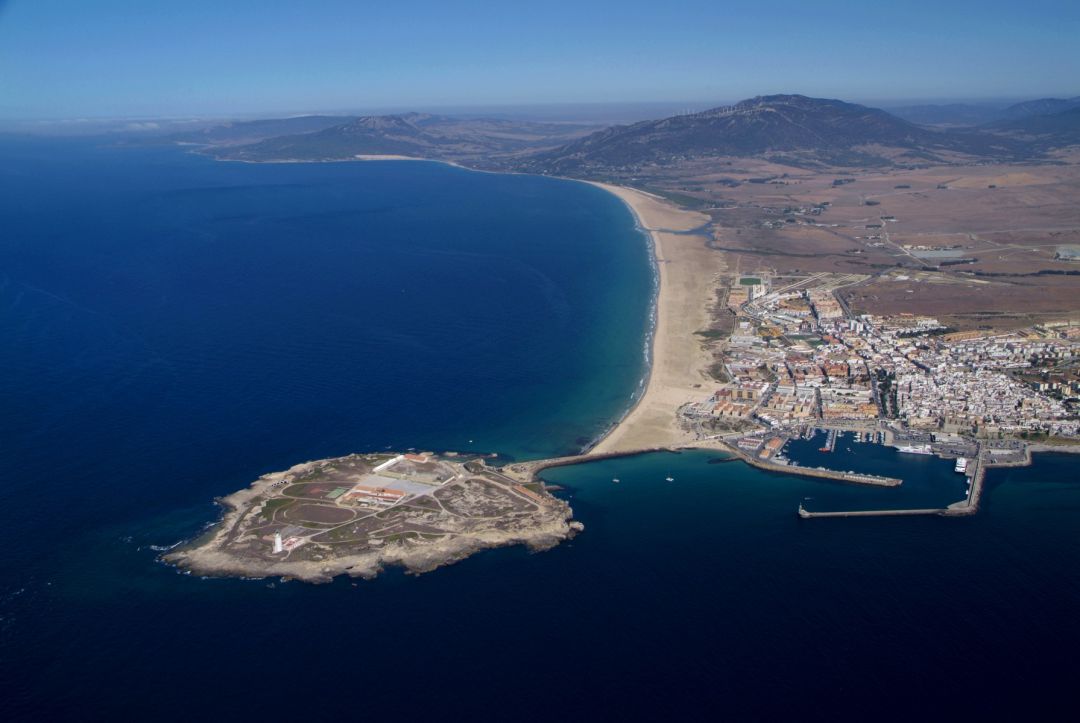 Una vista aérea de Tarifa. Una vista aérea de Tarifa.
