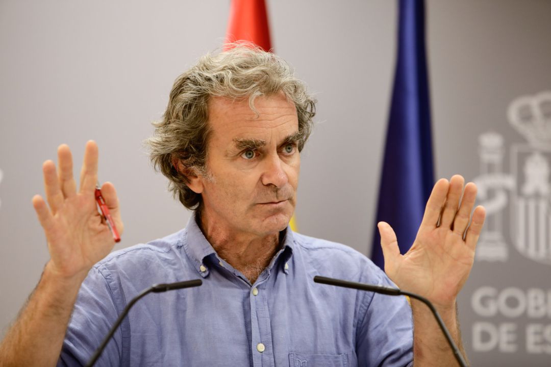 Fernando Simón, durante una comparecencia ante los medios quien ha informado de las últimas novedades respecto a la crisis sanitaria del Covid-19.
Fernando Simón, durante una comparecencia ante los medios quien ha informado de las últimas novedades respecto a la crisis sanitaria del Covid-19.