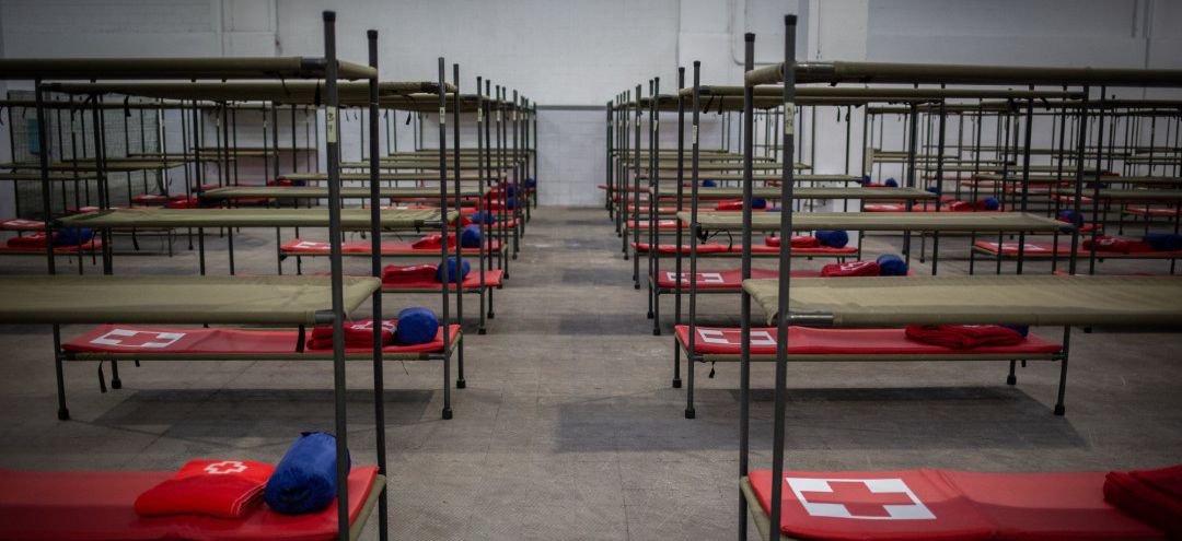 Imagen de uno de los pabellones habilitados por el Ayuntamiento y Cruz Roja Imagen de uno de los pabellones habilitados por el Ayuntamiento y Cruz Roja