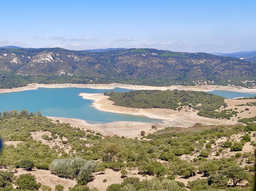 Situación actual del embalse Guadarannque en Castellar. Situación actual del embalse Guadarannque en Castellar.