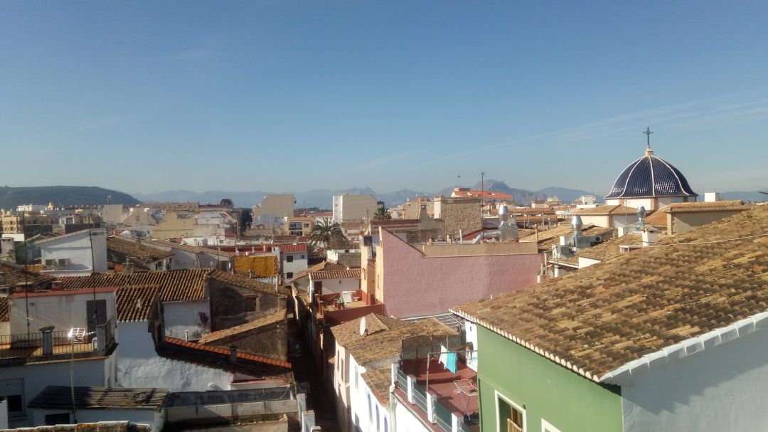 Vistas desde la terraza superior de la biblioteca municipal. Vistas desde la terraza superior de la biblioteca municipal.