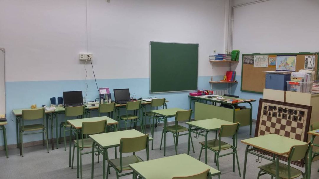 Una de les aules de l'escola de Cubells. Una de les aules de l'escola de Cubells.
