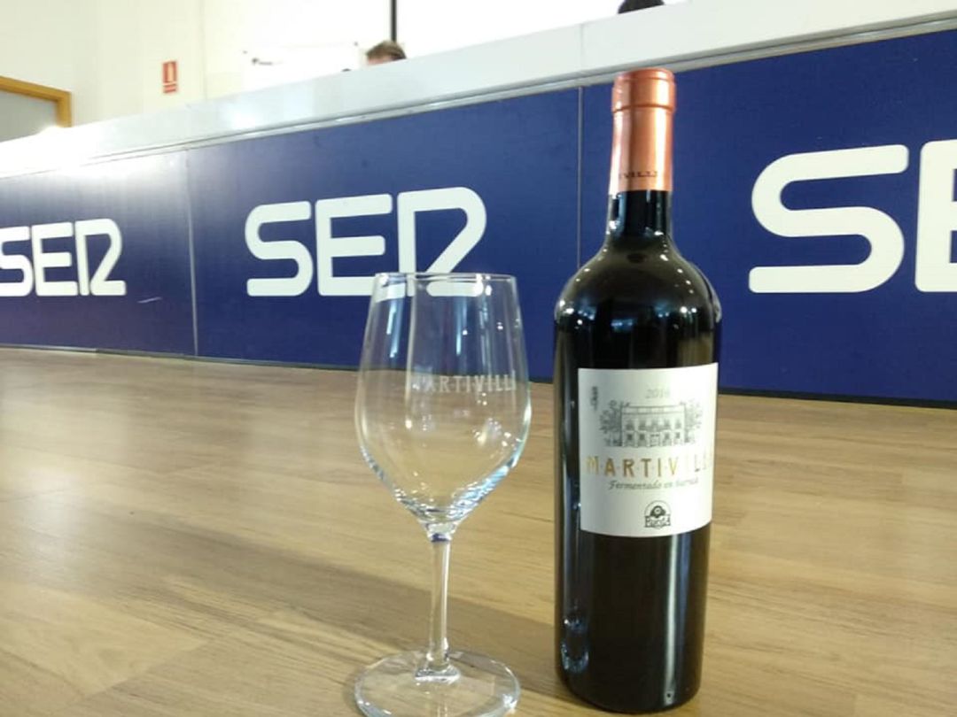 La Cadena SER contó con los conocimientos y los vinos de Javier Lorenzo López La Cadena SER contó con los conocimientos y los vinos de Javier Lorenzo López