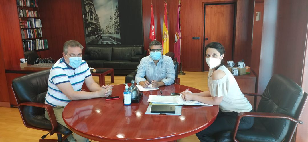 El alcalde y los portavoces del PSOE en Alcobendas y la Asamblea de Madrid El alcalde y los portavoces del PSOE en Alcobendas y la Asamblea de Madrid