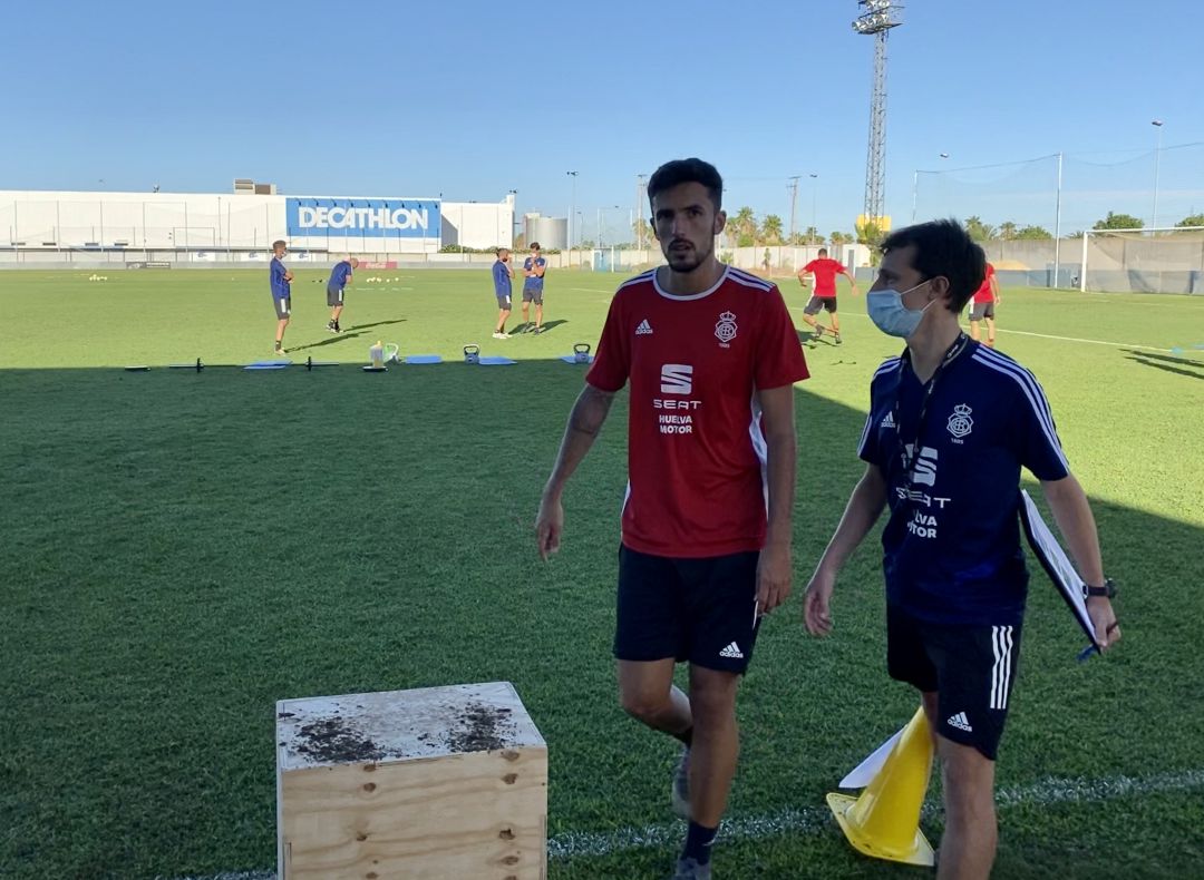 Alberto Quiles, durante el entrenamiento de la mañana. Alberto Quiles, durante el entrenamiento de la mañana.