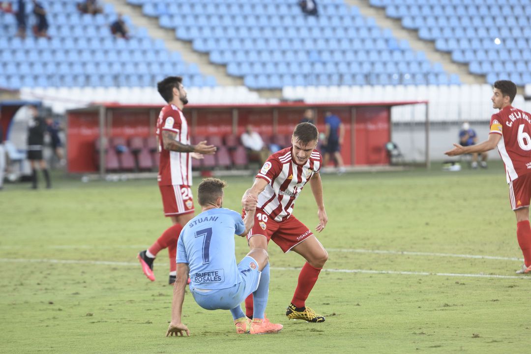 Nikola Maras en su último partido con el Almería. Nikola Maras en su último partido con el Almería.
