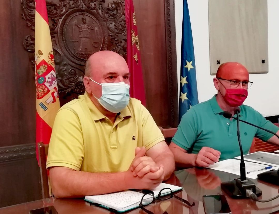 El coordinador regional y el portavoz en Lorca de IU-Verdes El coordinador regional y el portavoz en Lorca de IU-Verdes