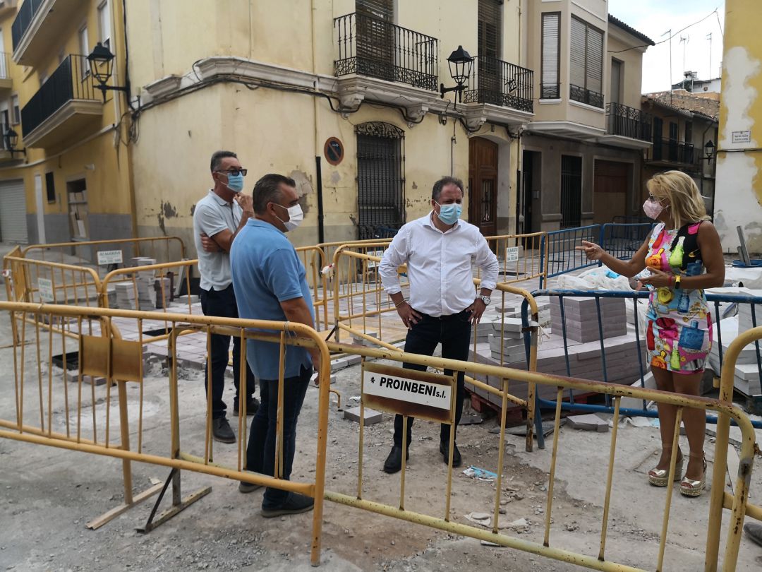 La empresa adjudicataria prevé acabar las obras en las próximas tres semanas. La empresa adjudicataria prevé acabar las obras en las próximas tres semanas.