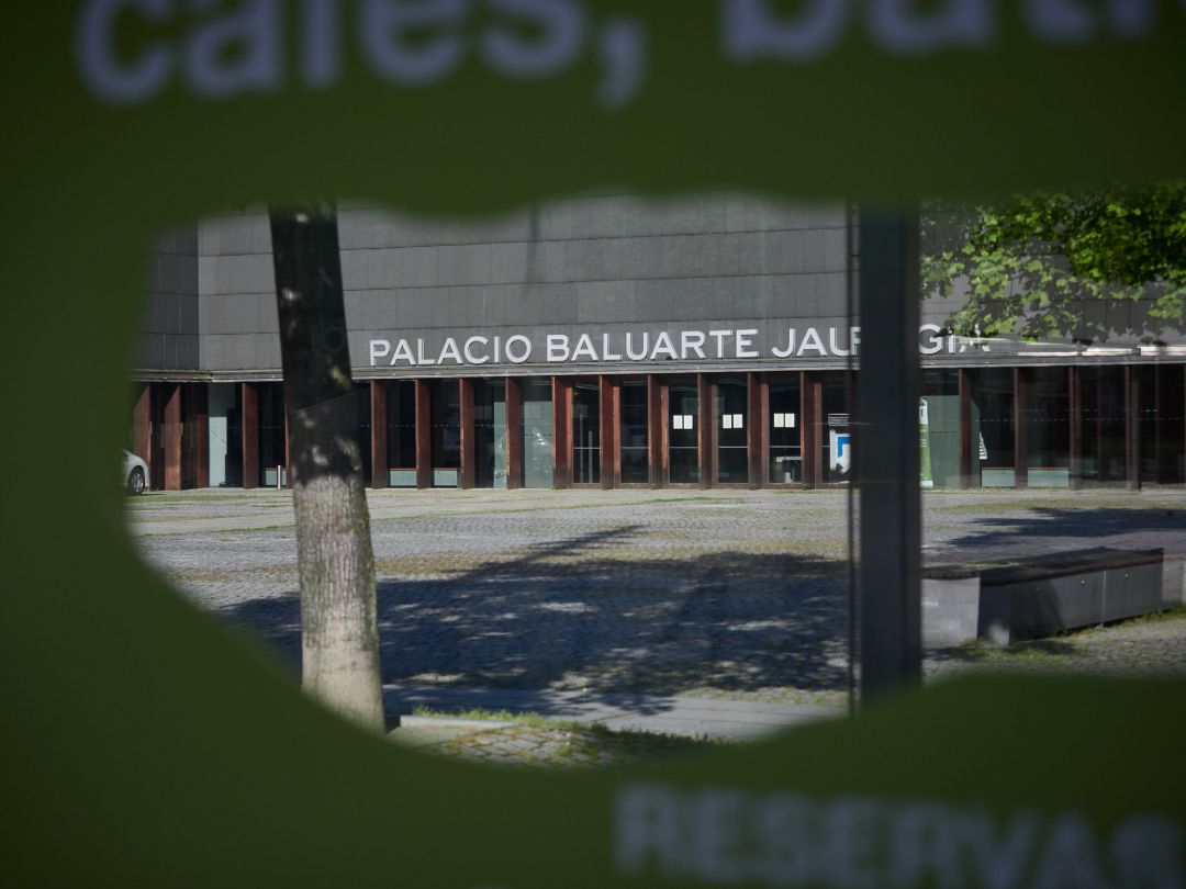 El palacio de congresos y auditorio Baluarte de Pamplona El palacio de congresos y auditorio Baluarte de Pamplona