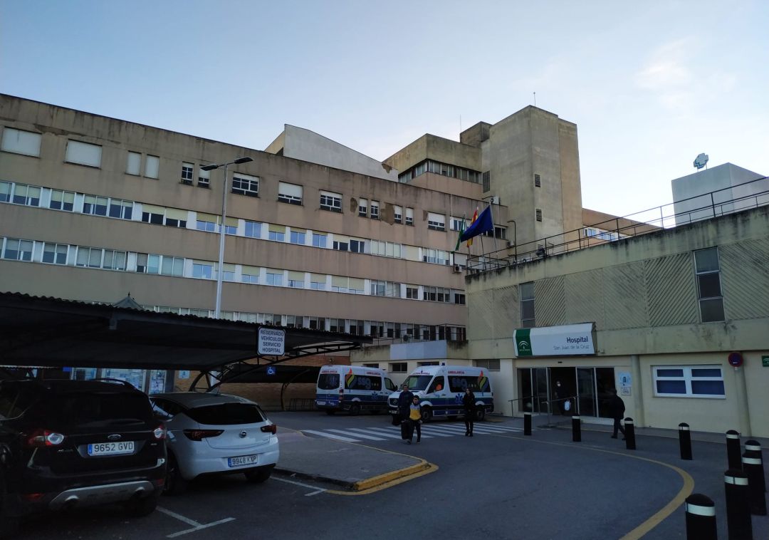 Acceso principal al Hospital San Juan de la Cruz de Úbeda Acceso principal al Hospital San Juan de la Cruz de Úbeda