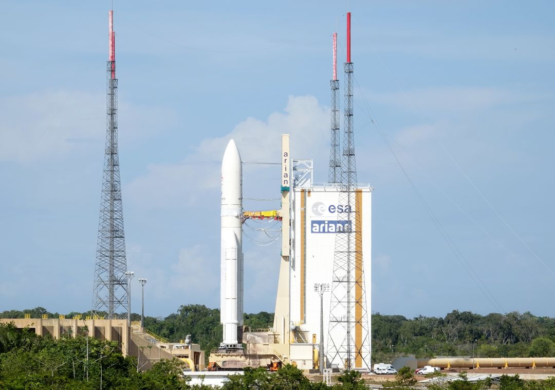 Lanzamiento de la sonda Bepicolombo en 2018 y que tiene previsto llegar a mercurio en 2021 Lanzamiento de la sonda Bepicolombo en 2018 y que tiene previsto llegar a mercurio en 2021