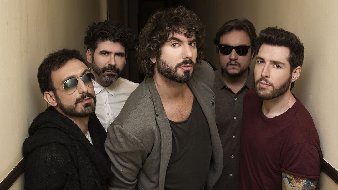 Los cinco integrantes del grupo Izal Los cinco integrantes del grupo Izal
