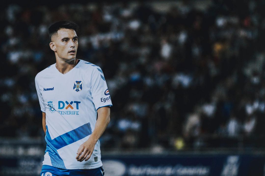 El jugador abandona la concentración en tierras murcianas para desvincularse del club El jugador abandona la concentración en tierras murcianas para desvincularse del club