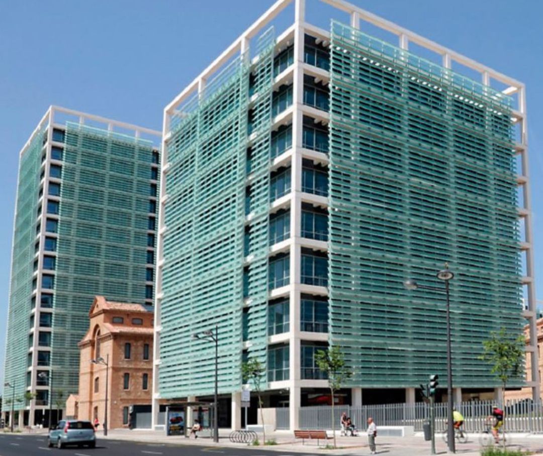 Miles de funcionarios de la Generalitat trabajan en las diferentes consellerias de la Ciudad Administrativa 9 d'Octubre de València. Miles de funcionarios de la Generalitat trabajan en las diferentes consellerias de la Ciudad Administrativa 9 d'Octubre de València.